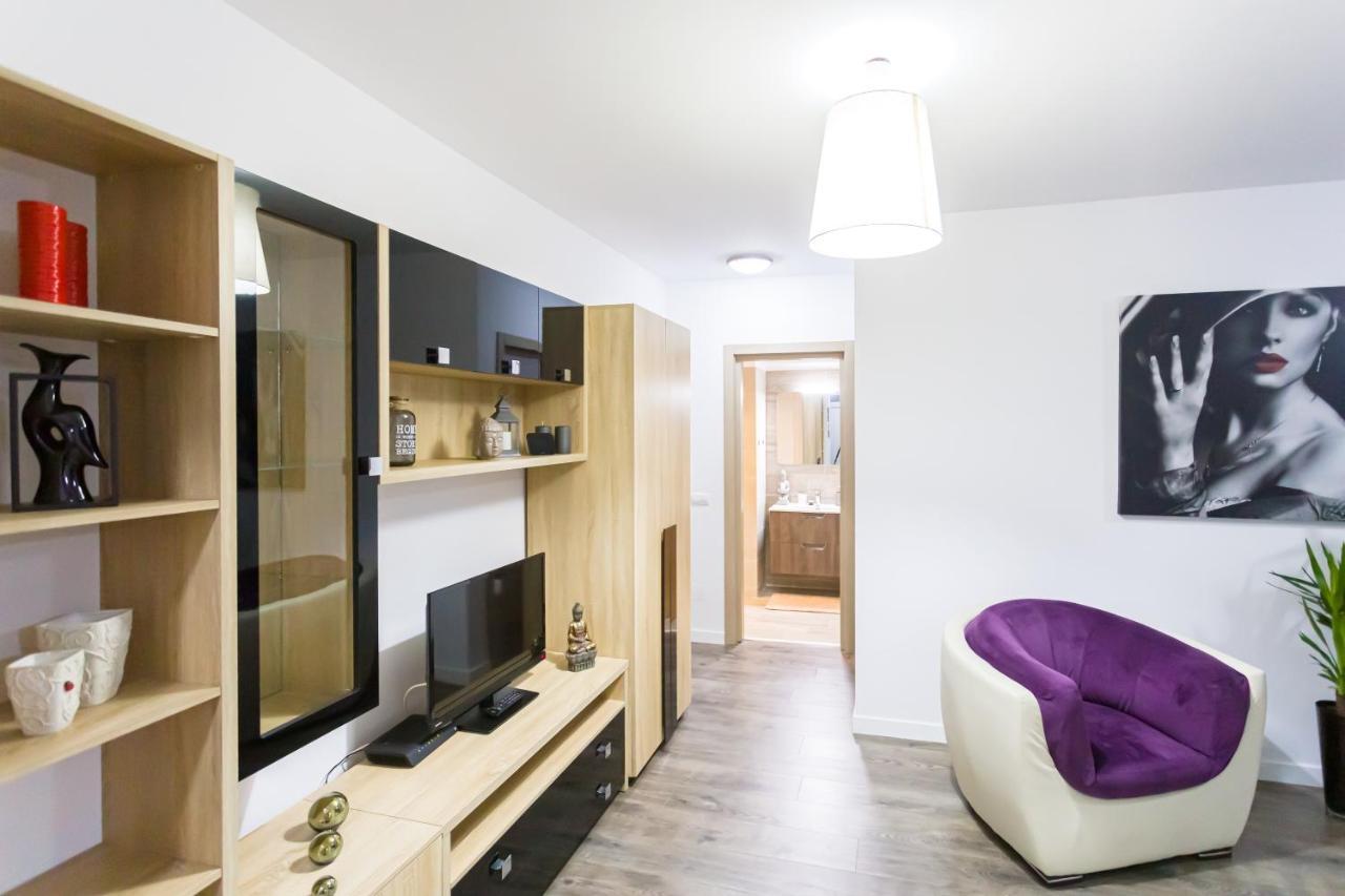 Unique Hotel Apartments Grand Residence ヤシ エクステリア 写真