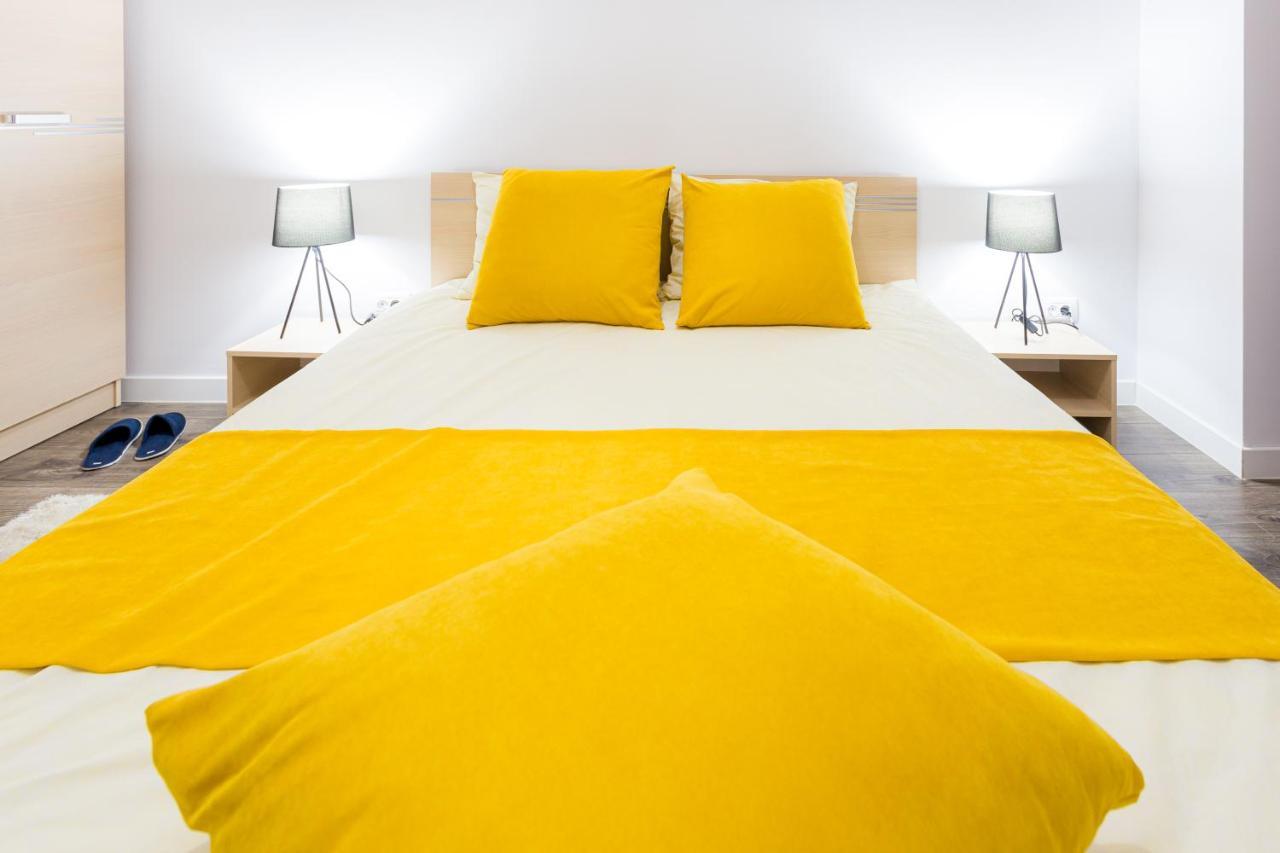 Unique Hotel Apartments Grand Residence ヤシ エクステリア 写真